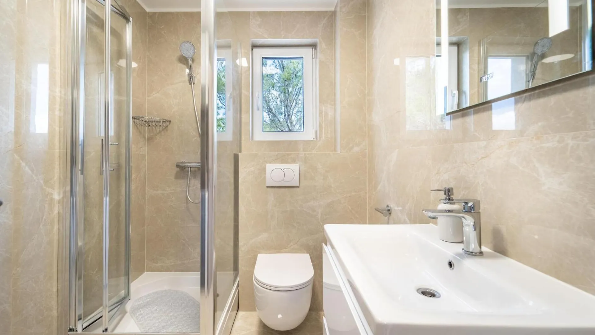 Awesome Apartment In Pridraga With Wifi Croazia